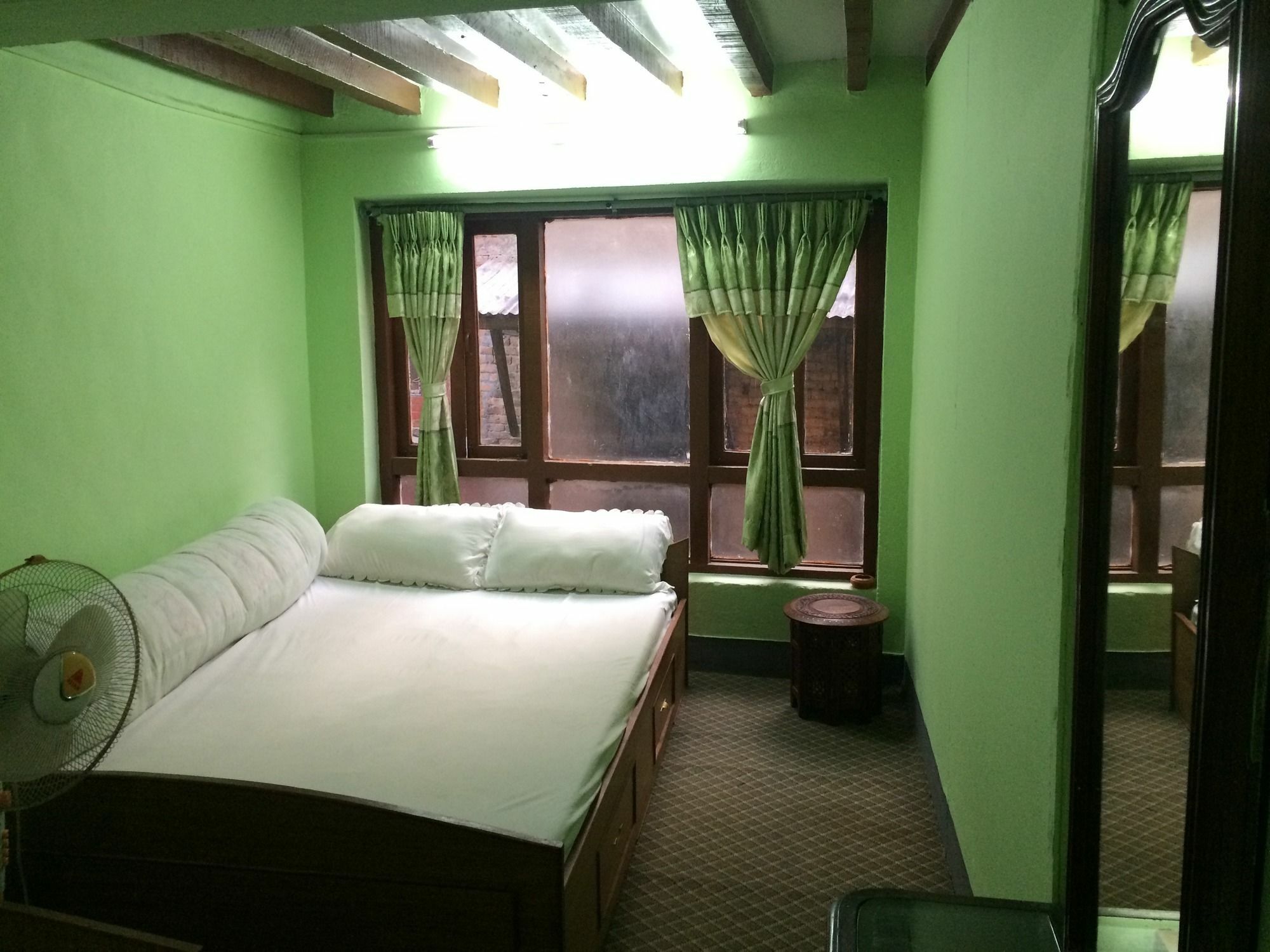 Ajima Guest House Bhatgoan Buitenkant foto
